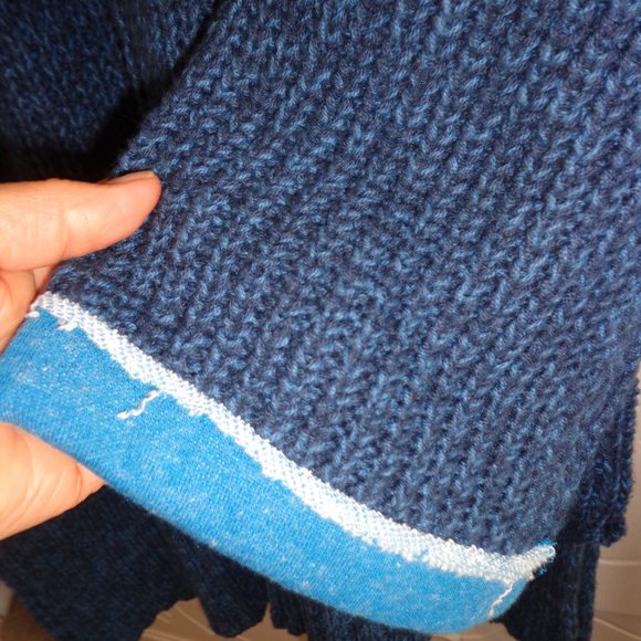 NWT Mystree Knit Tunic L V-Neck Faux Collar Long Sleeves Blue Side Slits - Picture 7 of 15